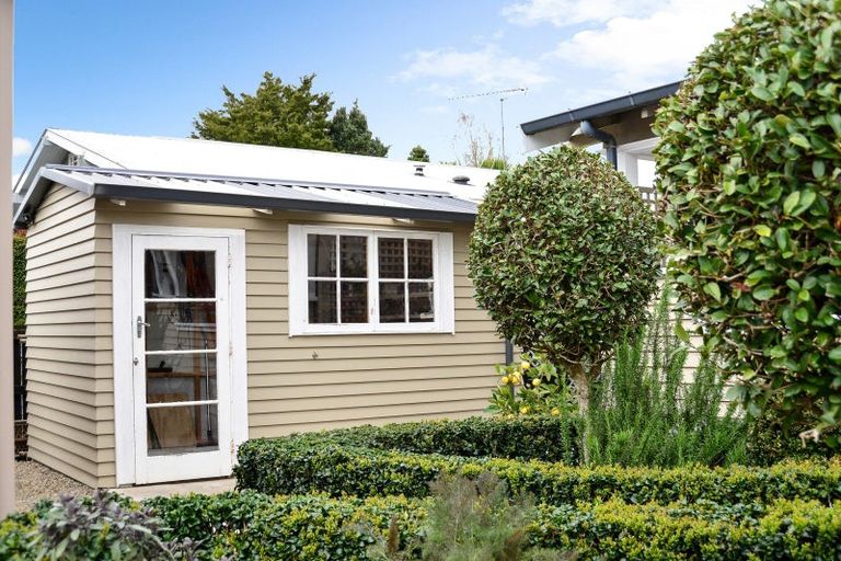 Photo of property in 46 Naylor Street, Hamilton East, Hamilton, 3216