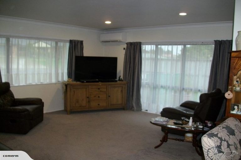 Photo of property in 14 Loveridge Place, Morrinsville, 3300