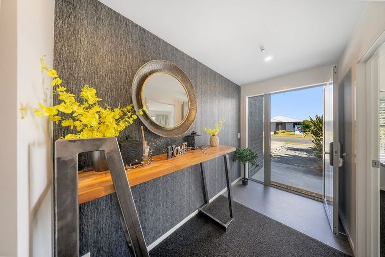 Photo of property in 28 Rodeo Drive, Te Anau, 9600