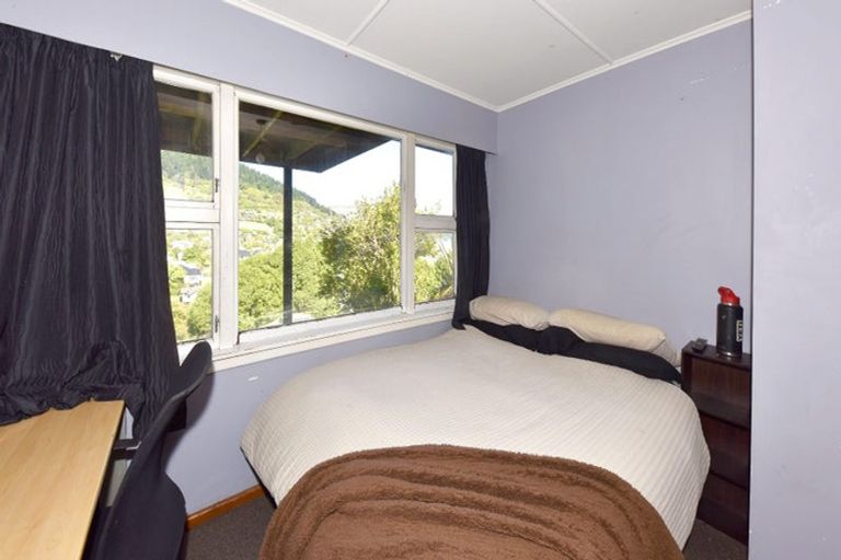 Photo of property in 59 Jacksons Road, Lyttelton, 8082