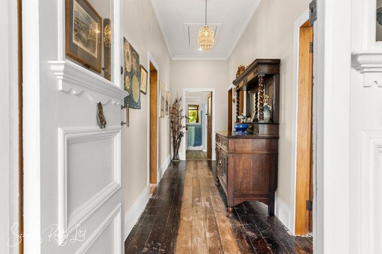 Photo of property in 17 Oparakau Road, Matakohe, 0594