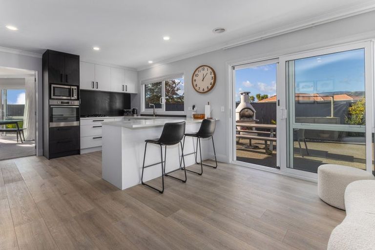 Photo of property in 155 Guildford Drive, Paraparaumu Beach, Paraparaumu, 5032