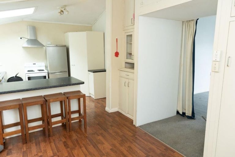 Photo of property in 119 Wadestown Road, Wadestown, Wellington, 6012