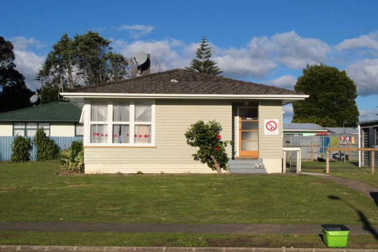 Photo of property in 27 Mayflower Close, Mangere East, Auckland, 2024