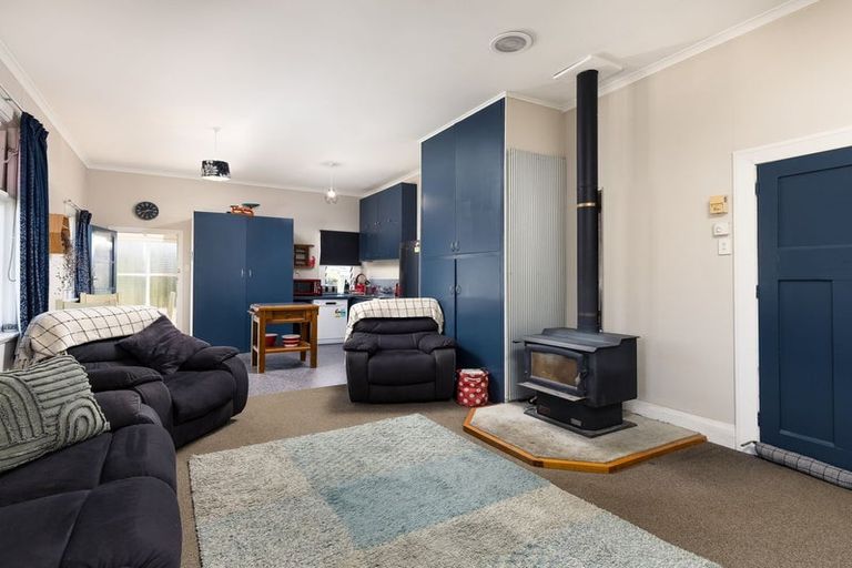 Photo of property in 70 Belt Street, Waimate, 7924