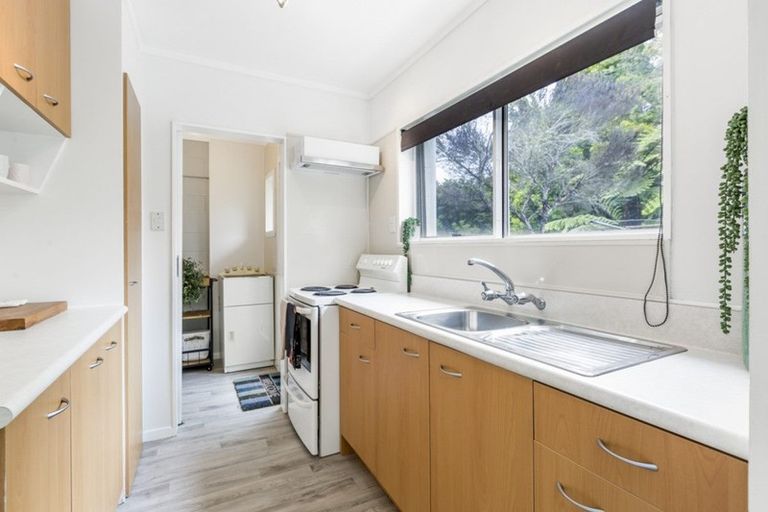 Photo of property in 10/133 Hutchinson Avenue, New Lynn, Auckland, 0600