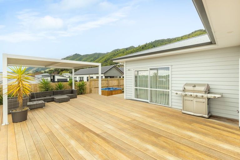 Photo of property in 7 Karearea Avenue, Waikanae, 5036
