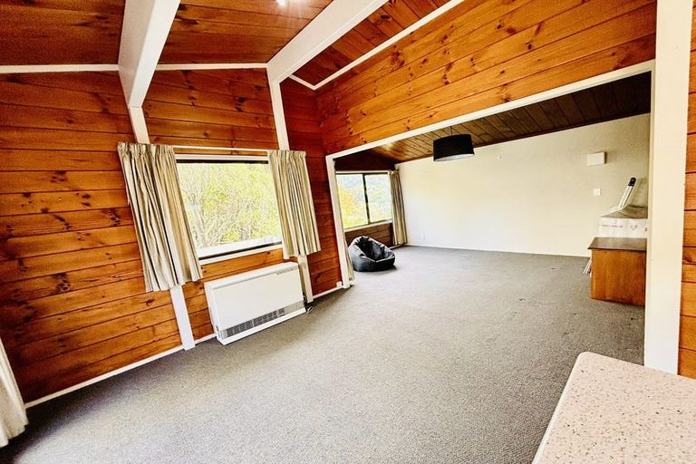 Photo of property in 10 Hicks Close, Whitby, Porirua, 5024