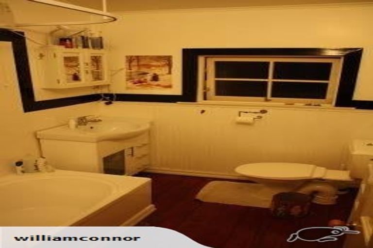 Photo of property in 24 Papawai Road, Greytown, 5712