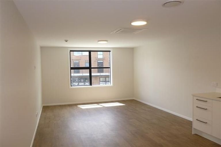 Photo of property in 102/4u Village Quarter Lane, Frankton, Hamilton, 3204