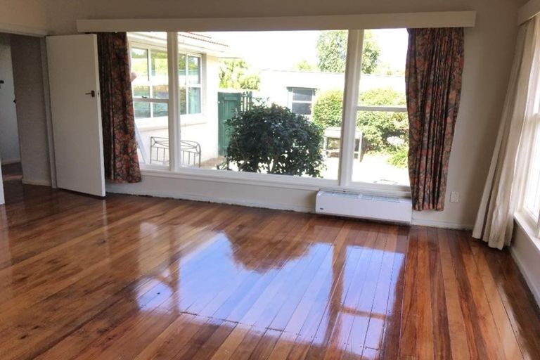 Photo of property in 156 Ilam Road, Ilam, Christchurch, 8041