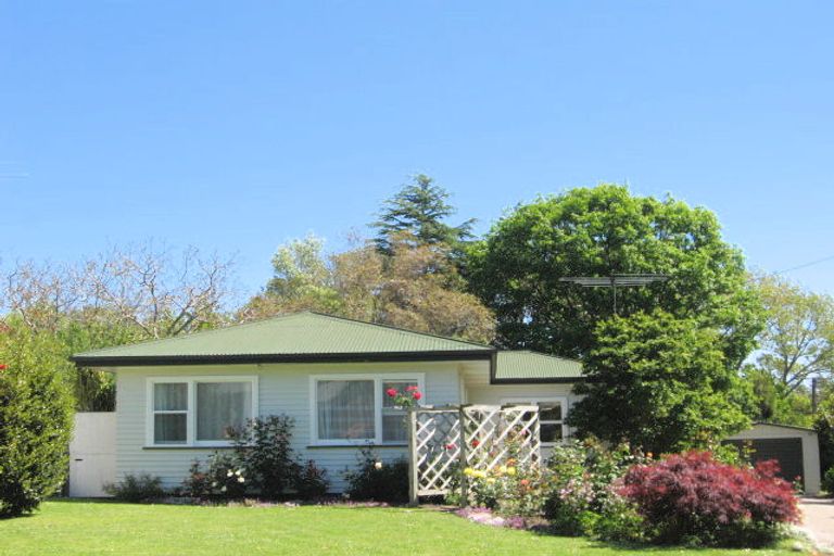 Photo of property in 16 Marian Drive, Inner Kaiti, Gisborne, 4010