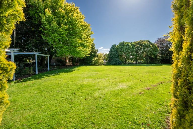 Photo of property in 146 Seaward Road, Edendale, 9825