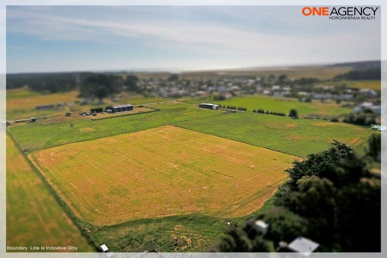 Photo of property in 10 Ripa Street, Tangimoana, 4822
