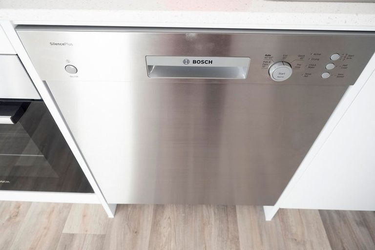 Photo of property in 9/16c Constable Street, Newtown, Wellington, 6021