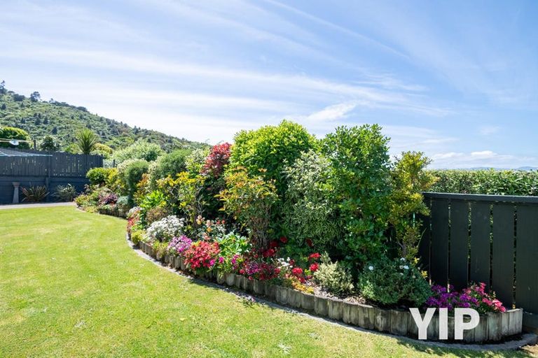 Photo of property in 8 Ramphal Terrace, Khandallah, Wellington, 6035