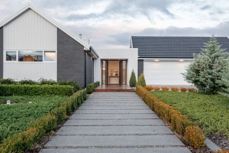 Photo of property in 1 Moemoea Place, Cambridge, 3434