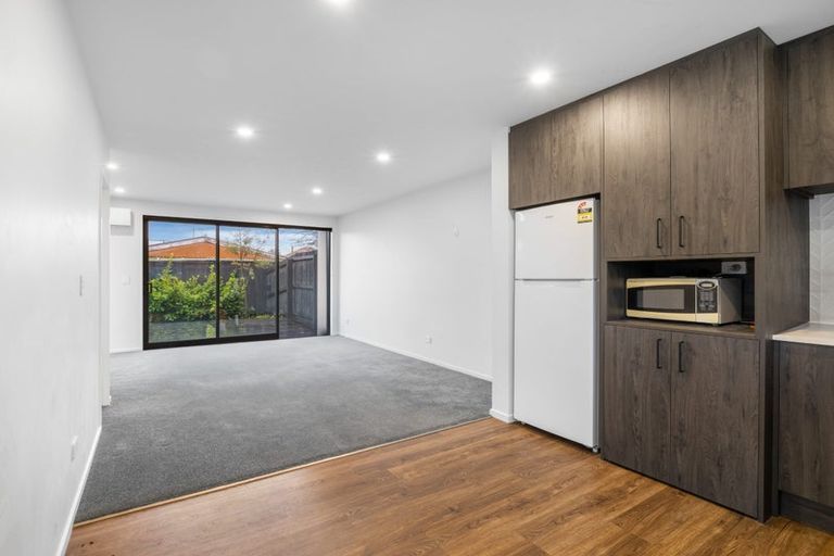 Photo of property in 17/27 New Brighton Road, Shirley, Christchurch, 8061