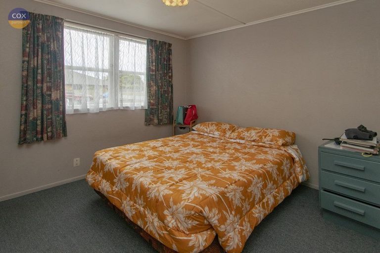 Photo of property in 102 Karaitiana Street, Frimley, Hastings, 4120