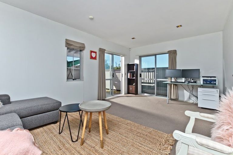 Photo of property in 7/9 Georgia Terrace, Albany, Auckland, 0632