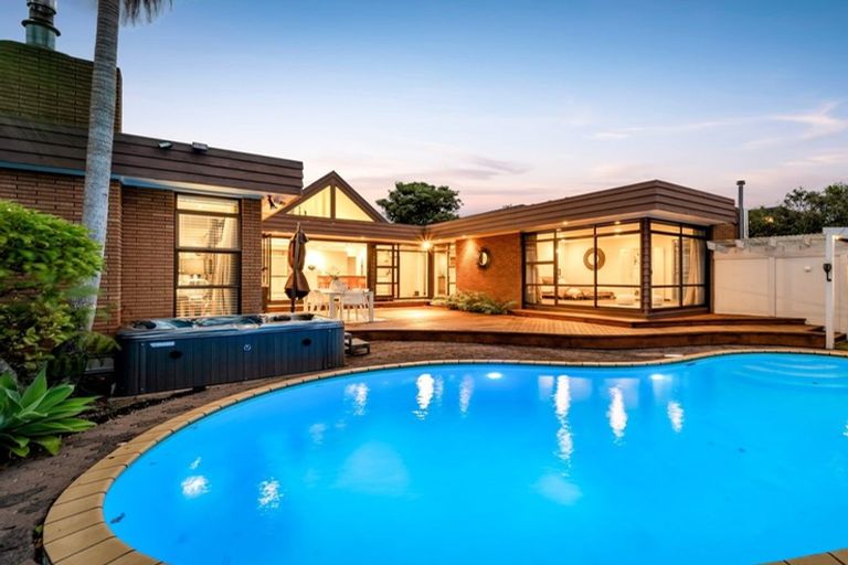 Photo of property in 29 Quebec Road, Milford, Auckland, 0620