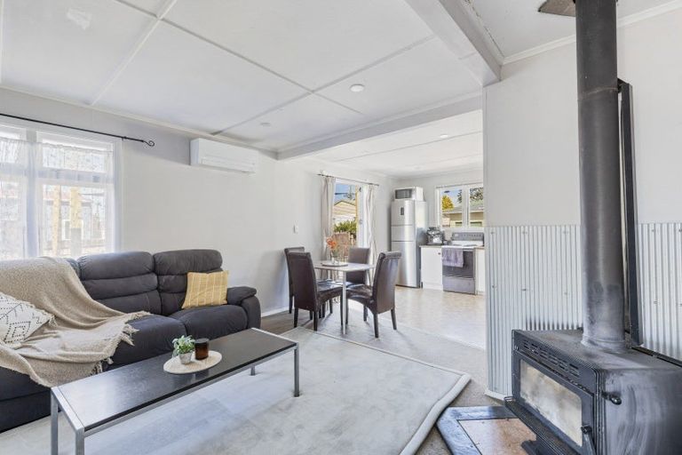 Photo of property in 75b Rata Street, Inglewood, 4330