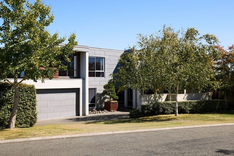 Photo of property in 38a Muritai Crescent, Havelock North, 4130