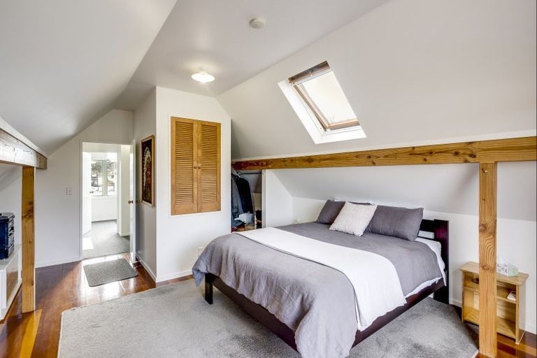 Photo of property in 205b Grove Road, Mayfair, Hastings, 4122