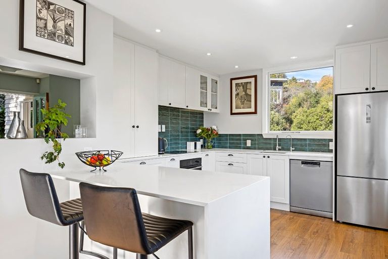 Photo of property in 55 Valley Road, Cashmere, Christchurch, 8022