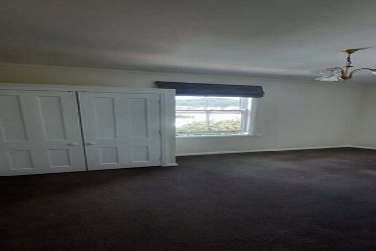 Photo of property in 2 Yale Road, Mount Cook, Wellington, 6021