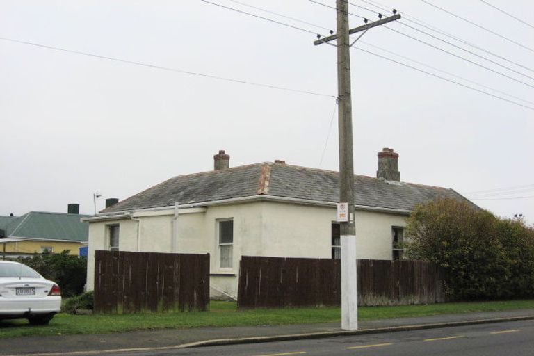 Photo of property in 236 Macandrew Road, Forbury, Dunedin, 9012