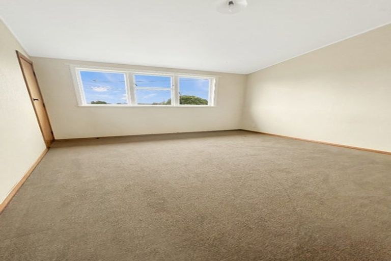 Photo of property in 26-32 Devon Crescent, Bulls, 4818