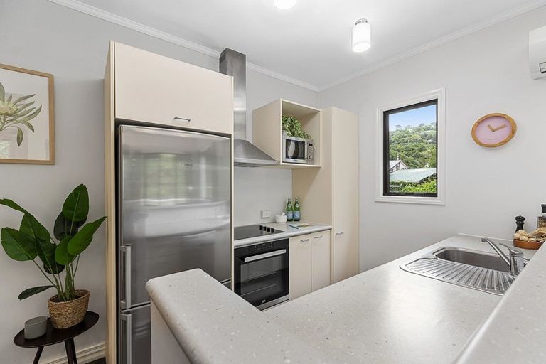 Photo of property in 10/162u Aro Street, Aro Valley, Wellington, 6021
