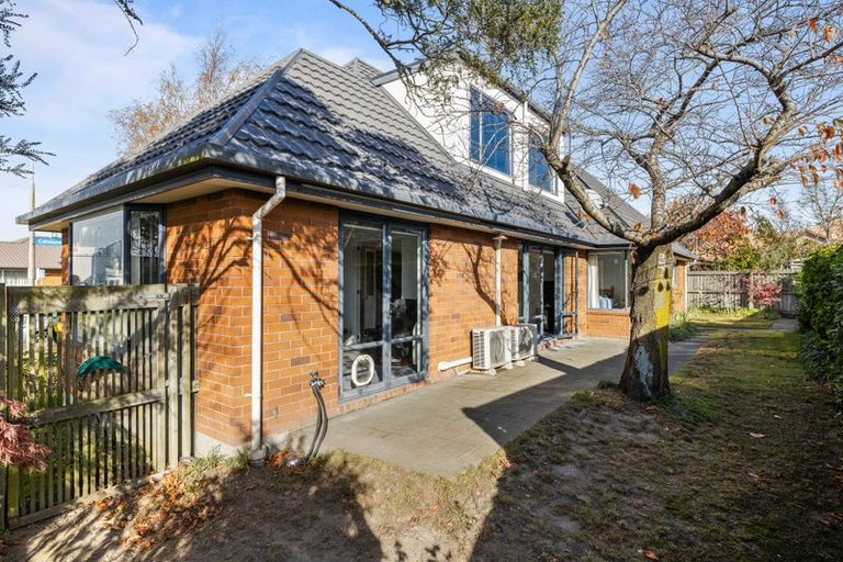 Photo of property in 2 Cataluna Place, Hei Hei, Christchurch, 8042