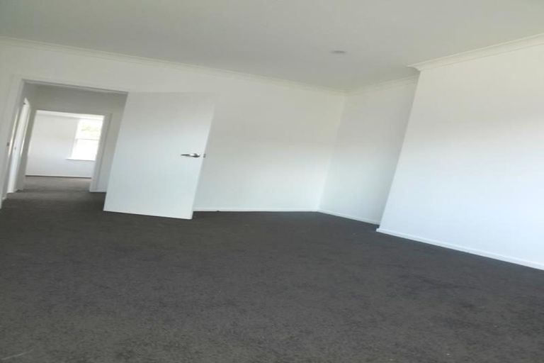 Photo of property in 1/190 The Parade, Island Bay, Wellington, 6023