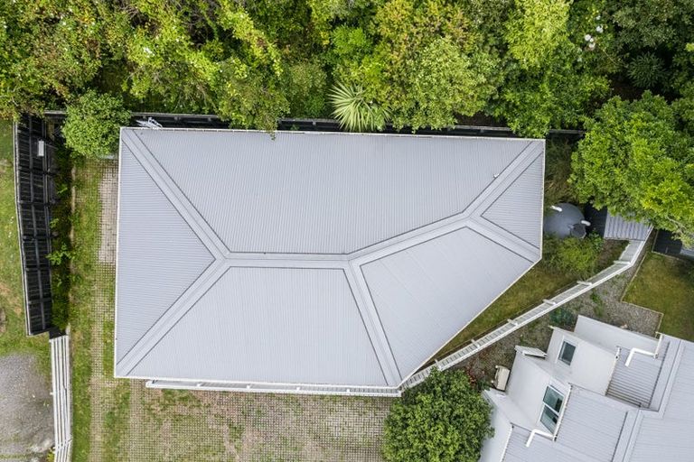 Photo of property in 59b Larsen Crescent, Tawa, Wellington, 5028