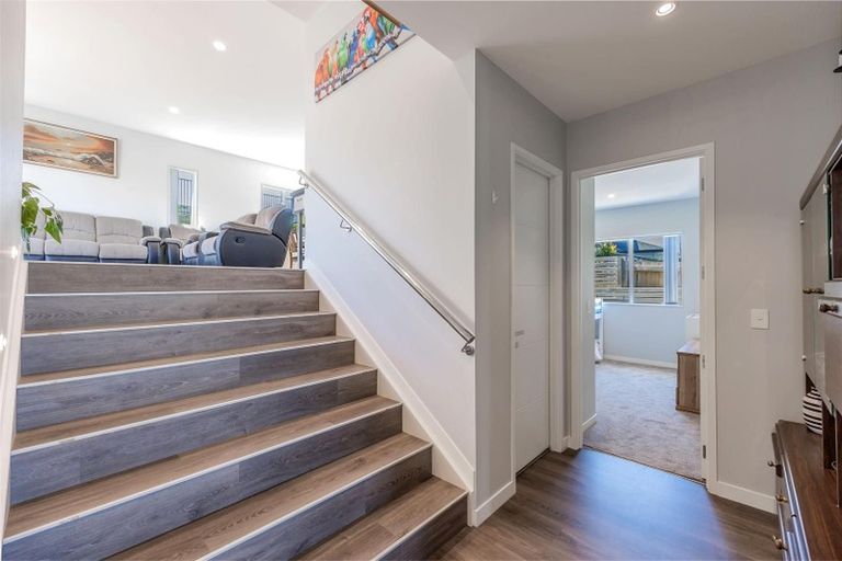 Photo of property in 4 Kaipuke Crescent, Gulf Harbour, Whangaparaoa, 0930