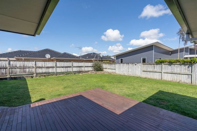 Photo of property in 10 Tarrango Way, Rototuna, Hamilton, 3210