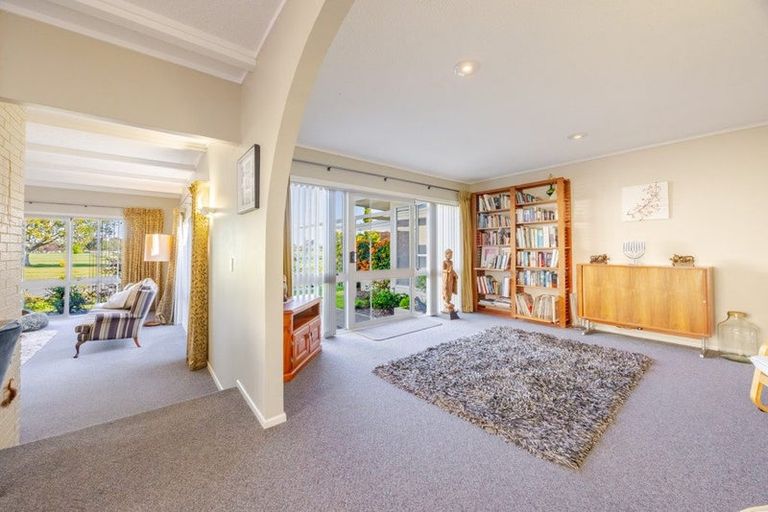 Photo of property in 104 Freyberg Avenue, Tamatea, Napier, 4112