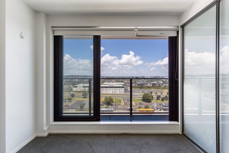Photo of property in Twin Towers, 809/17 Putney Way, Manukau, Auckland, 2104