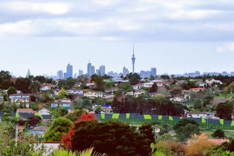 Photo of property in 79 Garton Drive, Massey, Auckland, 0614