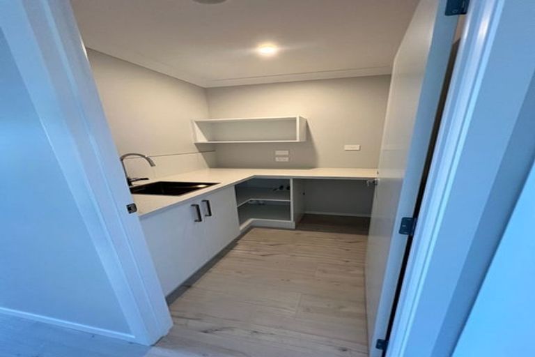 Photo of property in 6 Atutahi Lane, Papamoa Beach, 3118