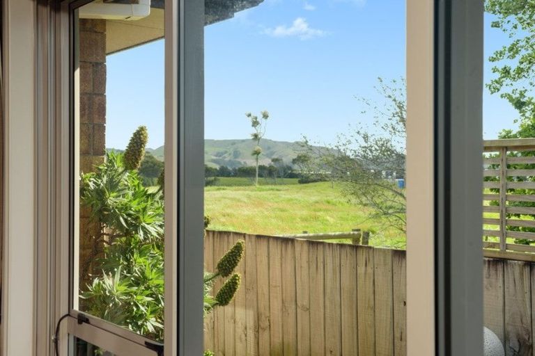 Photo of property in 74b Simpson Road, Papamoa Beach, Papamoa, 3118