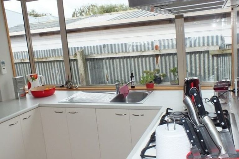 Photo of property in 66 Martin Avenue, Beckenham, Christchurch, 8023