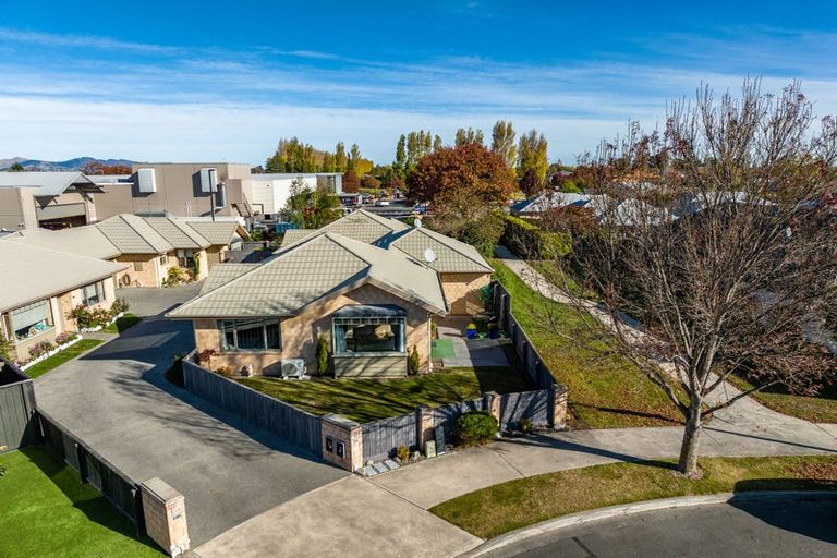 Photo of property in 22 Bayliss Close, Northwood, Christchurch, 8051