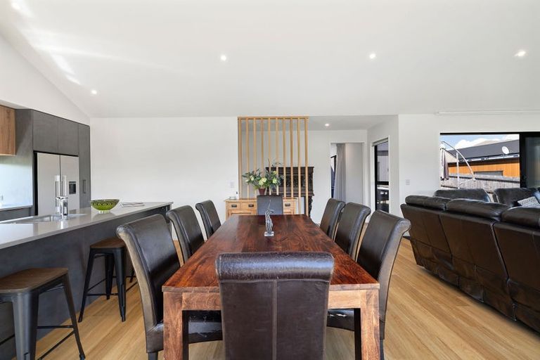 Photo of property in 14 Mount Nicholas Avenue, Wanaka, 9305