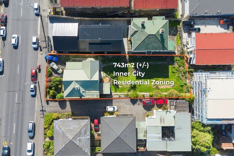 Photo of property in 76 London Street, Dunedin Central, Dunedin, 9016