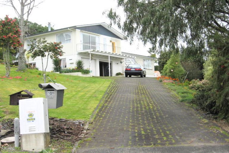 Photo of property in 109 Oakley Crescent, Thames, 3500