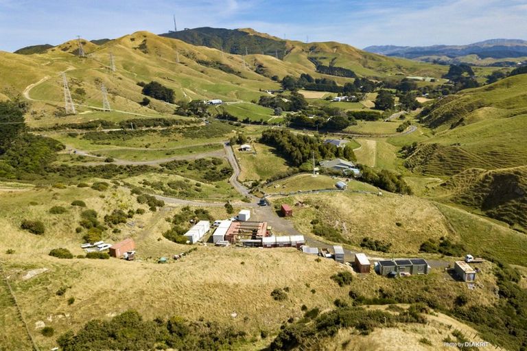 Photo of property in 270 Ohariu Valley Road, Ohariu, Wellington, 6037