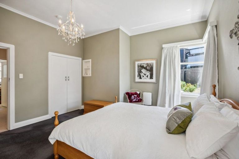 Photo of property in 11a Stowe Hill, Thorndon, Wellington, 6011